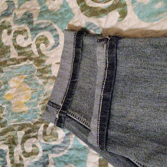 Cato Capris - Picture 3 of 5